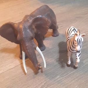 Animal figures Terra by Battat